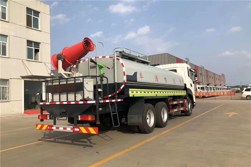 國六東風天龍后八輪18噸噴霧車/30米-40米霧炮