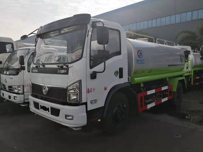 國六東風(fēng)福瑞卡9.5方灑水車